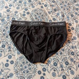 Calvin Klein Air FX Men's Black Briefs with Logo Waistband